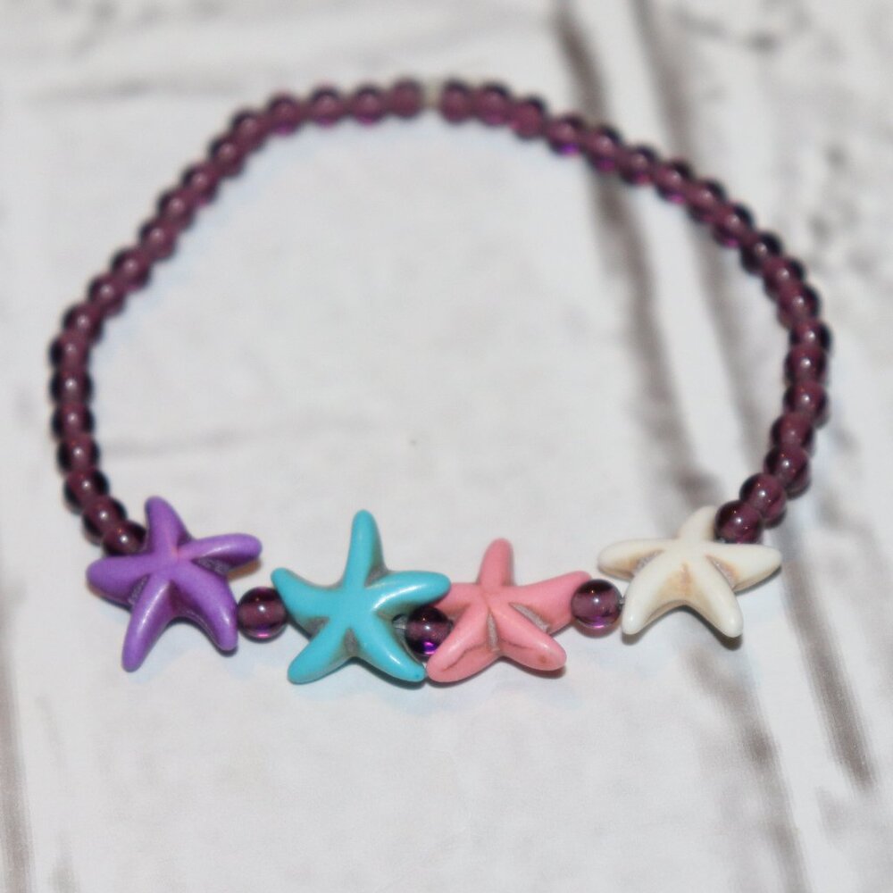 💜🌊 Purple Glass Bracelet w/ Pastel Starfish · 7" 🌊💜